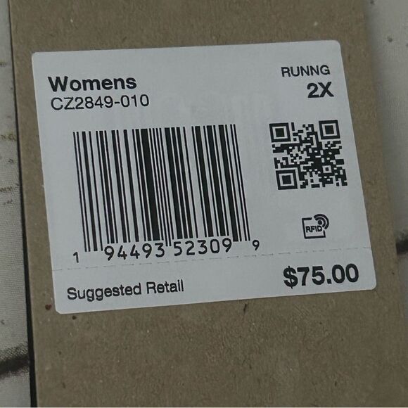 Nike Element Women's 1/2-Zip Running Top Black Plus Size 2X CZ2849-010 - Picture 4 of 8